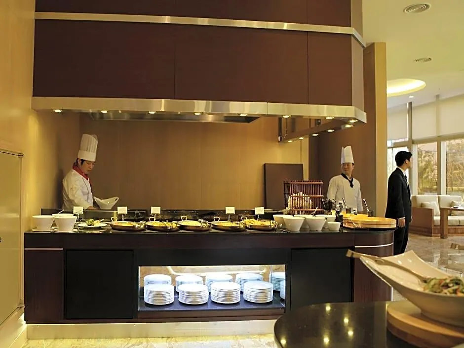 Songdo Central Park Hotel Incheon 4*,