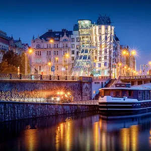 호텔 Dancing House - Tancici Dum