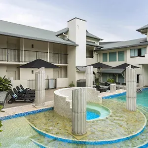 https://mantra-in-the-village.queenslandhotels.net
