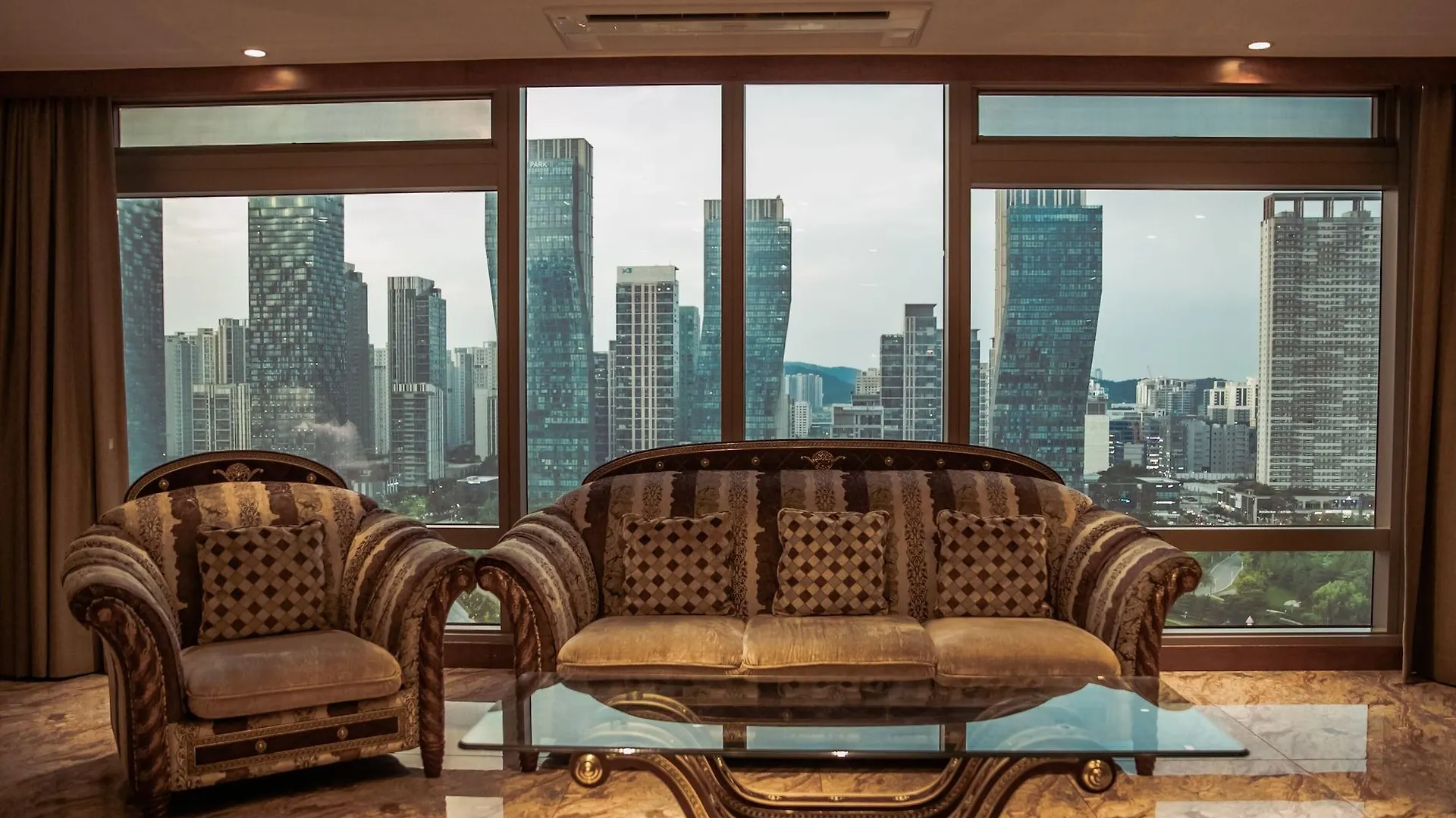 Songdo Central Park Hotel Инчон