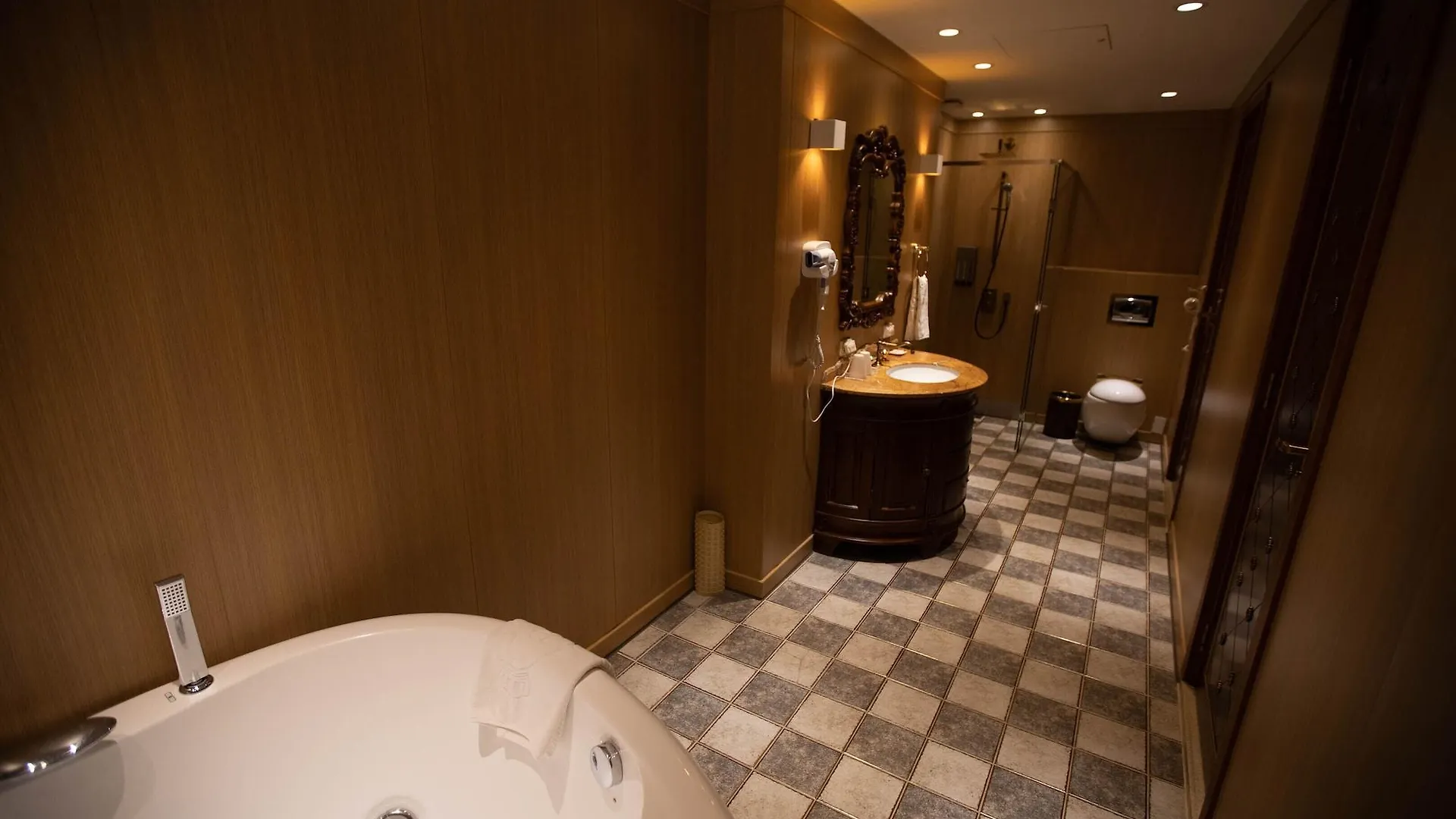 ****  Songdo Central Park Hotel Инчон Южная Корея
