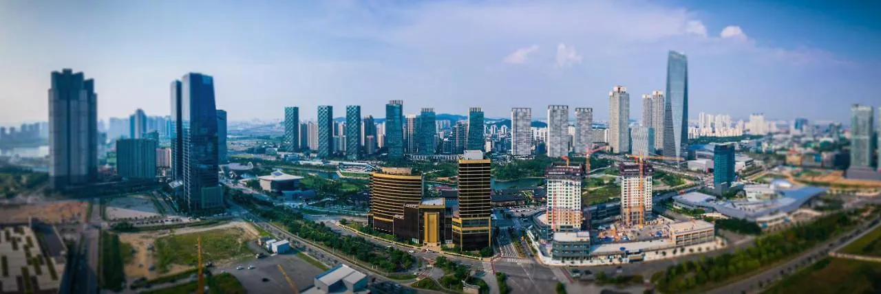 Songdo Central Park Hotel Incheon 4*,