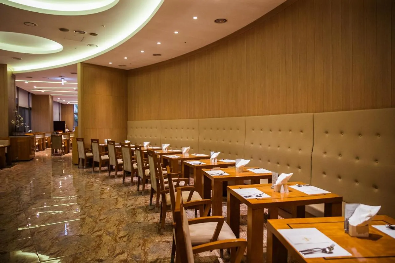 Songdo Central Park Hotel Incheon 4*,