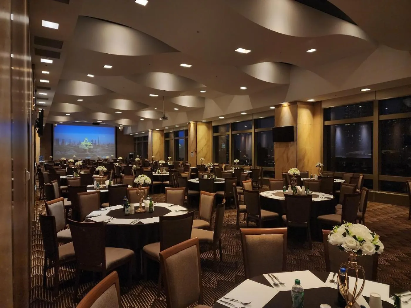 Songdo Central Park Hotel Incheon 4*,